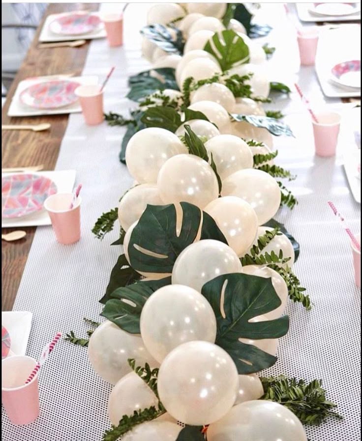 Table garland