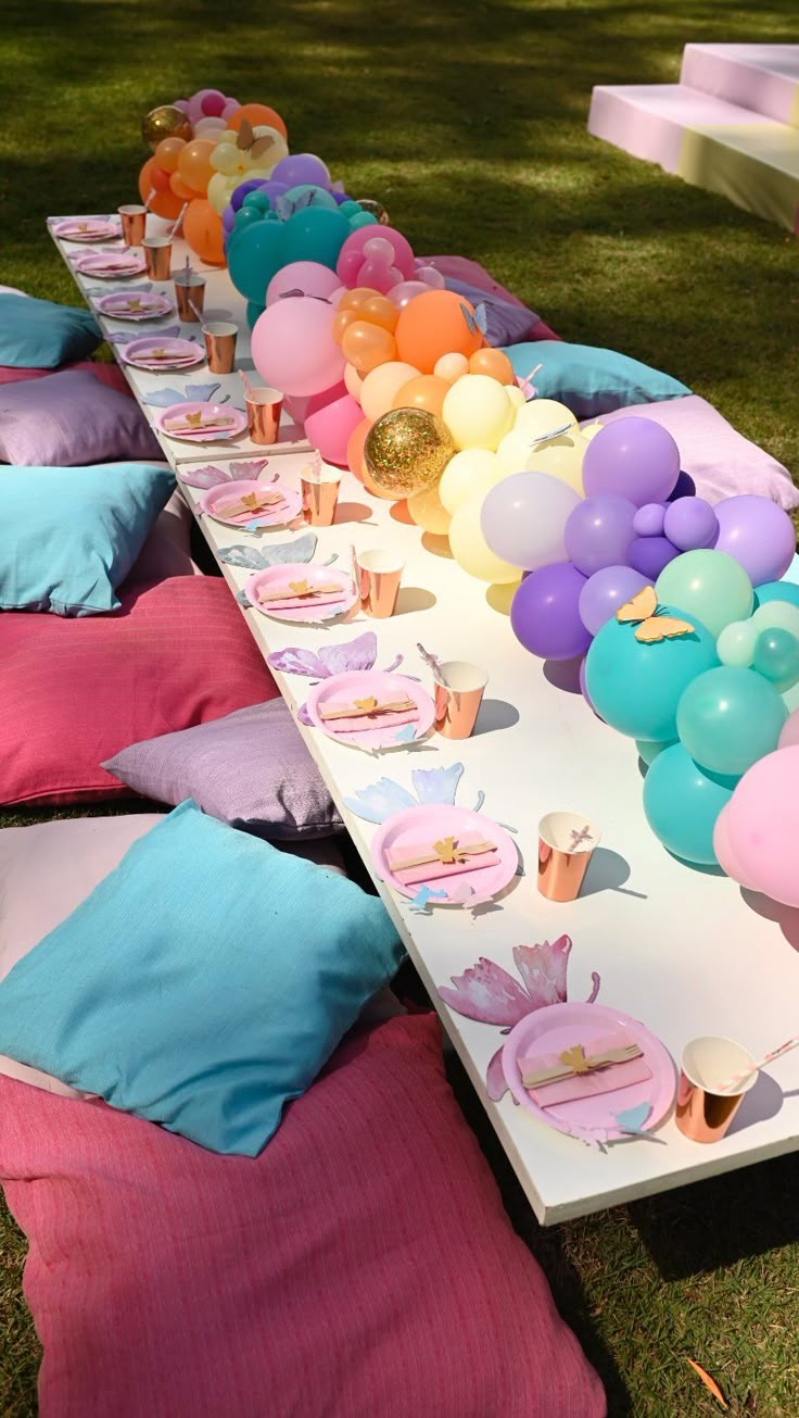 Table garland