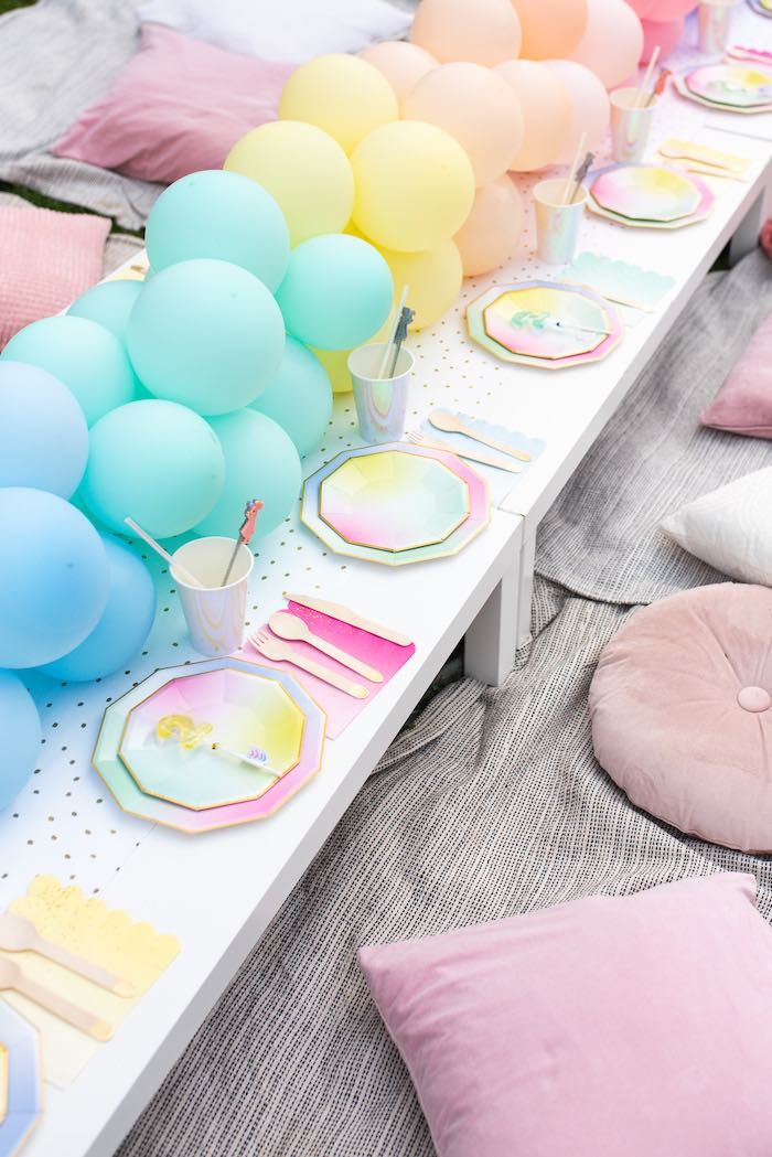 Table garland