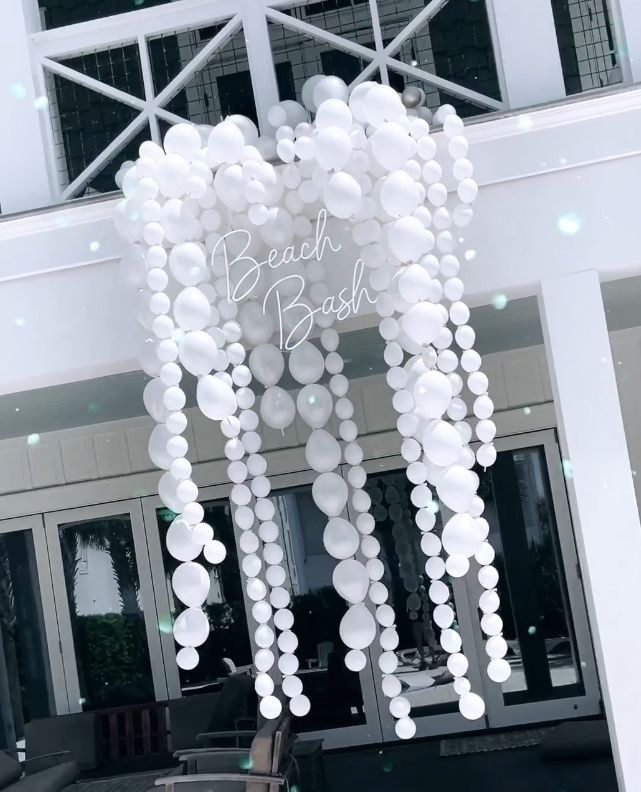 String/curtains